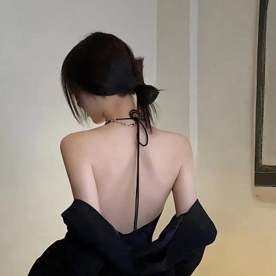 踏着波涛的少年